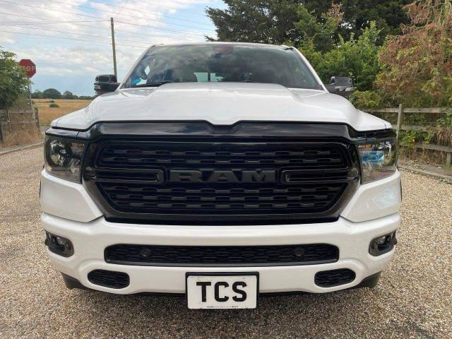 Dodge Ram 3.6 1500 4x4 Bighorn Night Edition CrewCab Pickup Petrol White