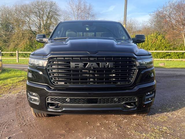 2025 Dodge Ram 3.0 MY25 RAM Laramie Night Premium