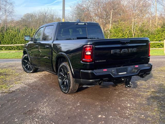 2025 Dodge Ram 3.0 MY25 RAM Laramie Night Premium